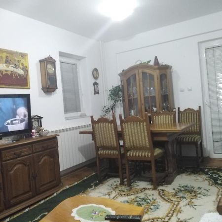 Kraljevski Apartman Kraljevo Eksteriør billede