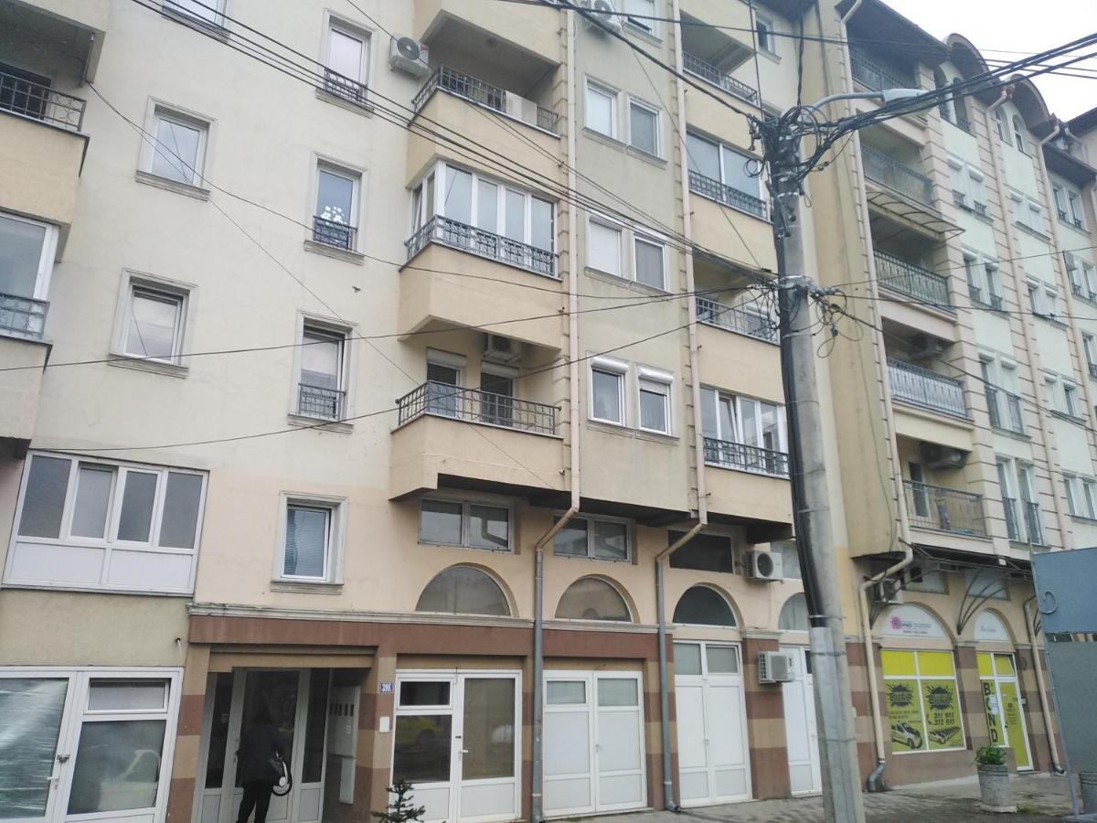 Kraljevski Apartman Kraljevo Eksteriør billede
