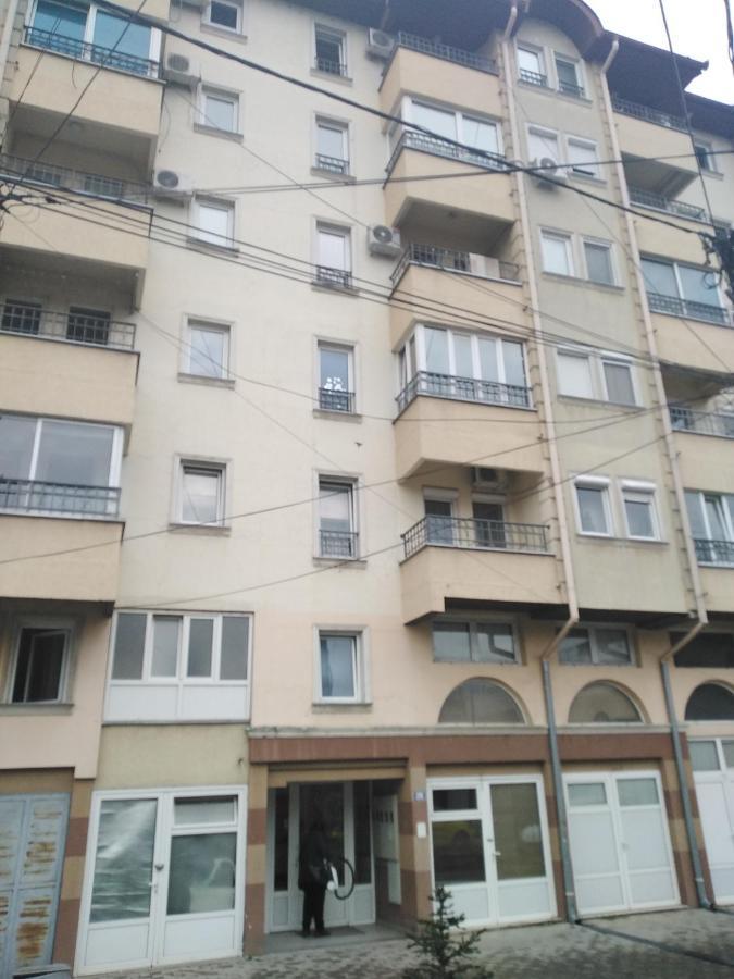 Kraljevski Apartman Kraljevo Eksteriør billede