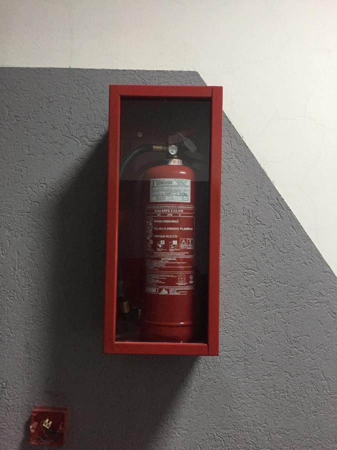 Kraljevski Apartman Kraljevo Eksteriør billede
